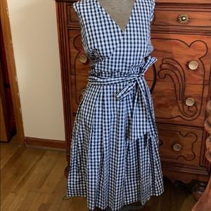 Black/white gingham dress